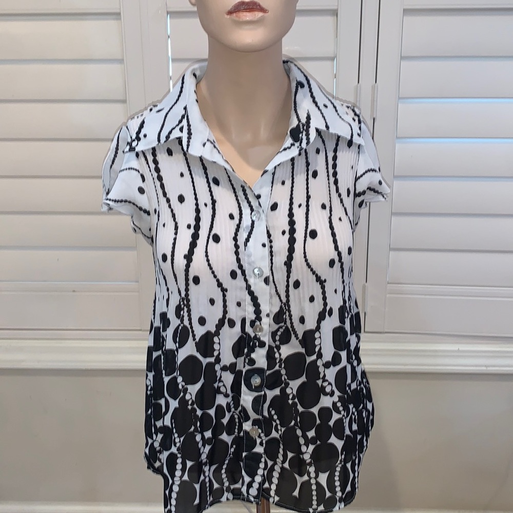 short sleeve blouse